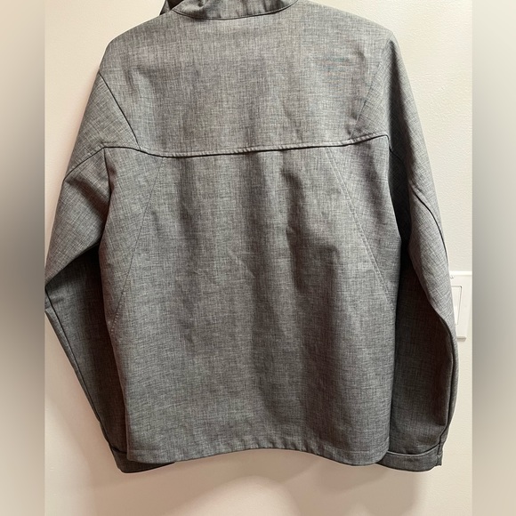 Helly Hansen wind and rainproof jacket. - Picture 3 of 8